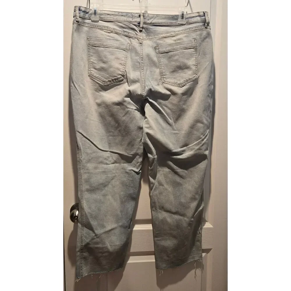 Free People We the Free Curvy jeans sz 35 light wash